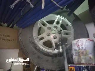  1 جنط شروكي  مع كوشوك