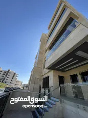  8 ارضية  لقطة 175متر بتشطيب فندقي في مرج الحمام منطقة الحويطي