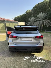  5 Mercedes GLA 35 (6000 kilometers only)