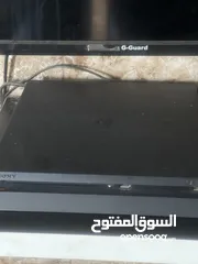  1 أجهزة بلايستيشن 4مستعمله نظيفه مسكره غير مفتوحه مكفوله 6اشهر