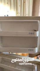  7 ثلاجه LG بحاله جيد جدا للبيع قديمه شوي