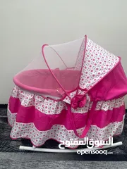  3 سرير اطفال و كاروك اطفال  للبيع