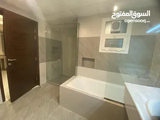  15 3ME36 Luxurious 4+1BHK Villa for rent in MQ