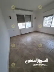  5 شقة طابقية خلدا 190م