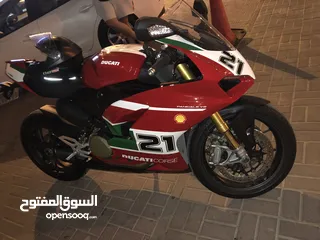  12 Ducati V2 special edition Bayliss - WhatsApp 056-9000 354