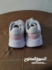  3 شوز اديداس