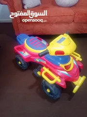  2 اغراض والعاب اطفال