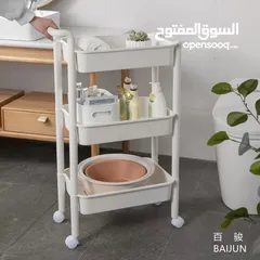  1 ترولي بلاستيك مع عجلات،