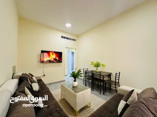  6 F3 / قرب دوار السفينة غرفة وصالة للايجار الشهري الشامل - مفروشة فرش جديد - 2 بلكونة  - شامل الفواتير