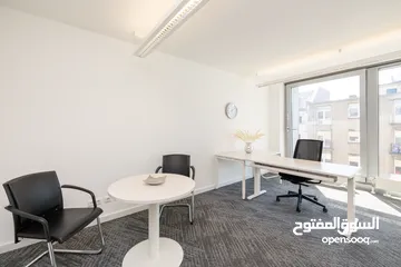 6 Private office space for 1 person in DUQM, Squadra