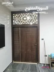  7 نشتري جميع انواع شبابيك ابواب المنيوم وابواب خشب