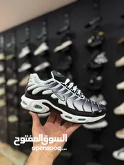  2 الجديد والحصري بسعر العرض Nike TN