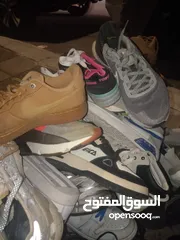  12 بضاعة محل أحذية أوروبية ماركات بسعر مغري