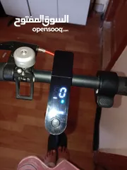  2 سكوتر كهربائي شبه جديد