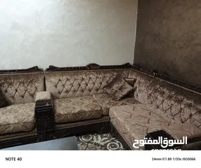 6 غرفت ضيوف تفصيل مستعمل بحاله الجديد مع طاولت سفره مع سجاده معطاوله