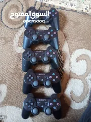  1 ايدي PS3 كلهم اصليات مية بالمية ولا وحدة تقليد الحبة ب9د شغالات ولاغلطة فحص كامل
