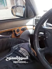  4 مرسيدس بنز E350