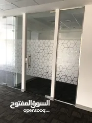  5 مرايا وزجاج