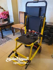  1 كرسي درج كهربائي متحرك