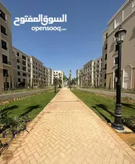  14 Dorra-village west compound Located in the heart of sheikh Zayed city , minutes from hyper one