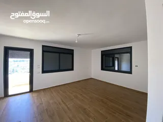  1 شقة للبيع في بيرزيت