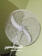  1 مروحه حجم كبير جدا  جدا  المساحت الكبيره لقطه ل مساحات بسعر جيد لا يعوض