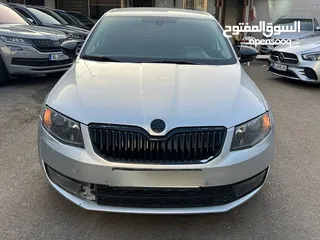  3 سكودا اوكتافيا صالون فحص نخب