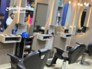  6 صالون رجالي مجهز بل كامل للضمان كامل او كرسي بداعي السفر
