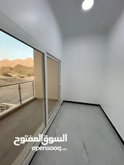  8 فله راقية جدا للبيع العامرات المحج الأولى بتصميم حديث ومطور فرصة للشراء