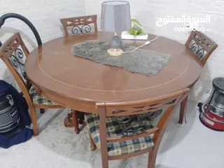  2 غرفه نوم اطفال وطاوله مع 5 كراسي بسعر حرق