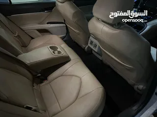 16 Toyota Camry 2023 Gle  بحالة الوكالة