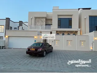 12 Stunning 5 BR spacious villa for sale at an amazing price Ref: 441S