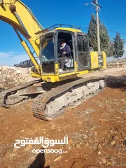  13 حفارة كوماتسو موديل 2005