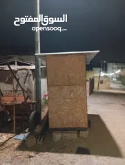  1 كشك أو كيوسك ماكولات ومشروبات