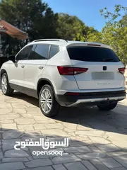  3 سيات اتيكا