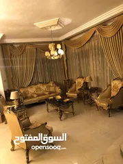  1 طقم صالون كامل للبيع بحالة ممتازه