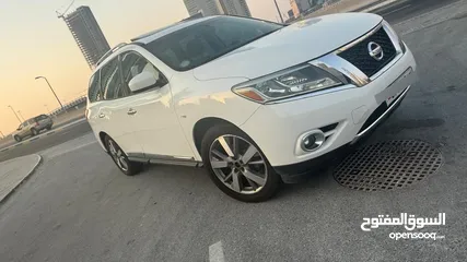  1 نيسان باثفندر دبل 2014    مشاء الله مالك اول ممشى قليل  صيانه بالوكيل  2014 Nissan Pathfinder 4x4 Fi