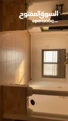  5 شقة للبيع بالقرب من ديوان الموظفين