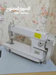  2 مكينة خياطة (juki)