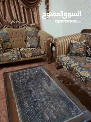  3 للبيع طقم كنب تفصيل خشب زان – حالة ممتازة  بالإضافه الى 3 اسكملات