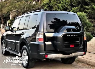  4 ميتسوبيشي باجيرو 7 مقاعد للإيجار أسبوعي