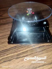  9 ستاند دوار  ذاتيا 24 ساعه مع اضاءه لعرض مجوهرات خاتم  سنسال  تحفه ساعه  موبايل عطر  نبته نظاره مكياج