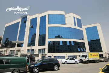  11 عيادة للإيجار من المالك جانب المستشفى التخصصي مساحة 58م (مجمع الحسيني الطبي)