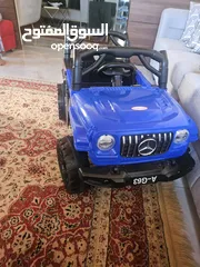  1 سيارة شحن مع ريموت مرسيدس للأطفال من عمر سنة إلى 6 سنوات
