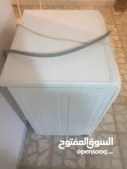  3 غسالة ايريستون مستخدمه بحالة جيده جدا للبيع