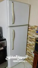  2 ثلاجه مستعمل مسترل 18 قدم بحاله جيده وغير مصلحه