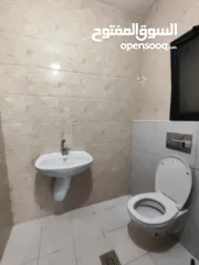  5 شقة مع حديييقة للايجار في عين مصباح