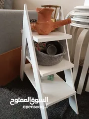  2 ستاندات للتوزيعات وللهداية والمطبقانيت والأعياد