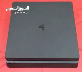  4 واحد تيرا PS4  سلم اونلاين مع UPS  يدات 2