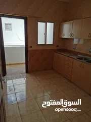  3 شقة طابقية للإيجار، في بيادر وادي السير